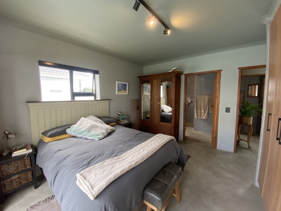 4 Bedroom Property for Sale in Shelley Point Western Cape